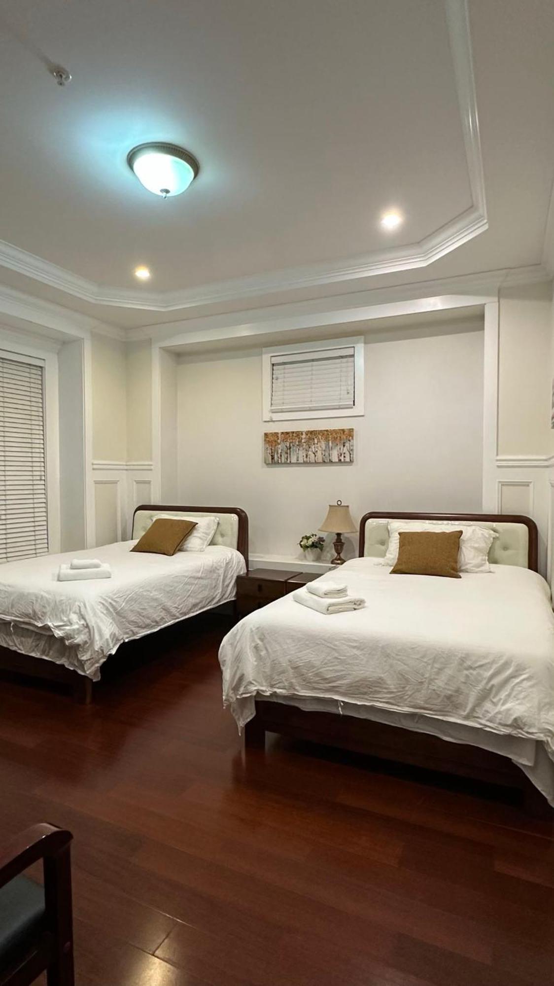 Luxurious Getaway In Vancouver-Private Room With Attached Bathroom Zewnętrze zdjęcie